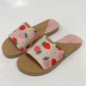 TOMS Birch Spring Pink Strawberries Printed Repreve Jersey Slide Sandals